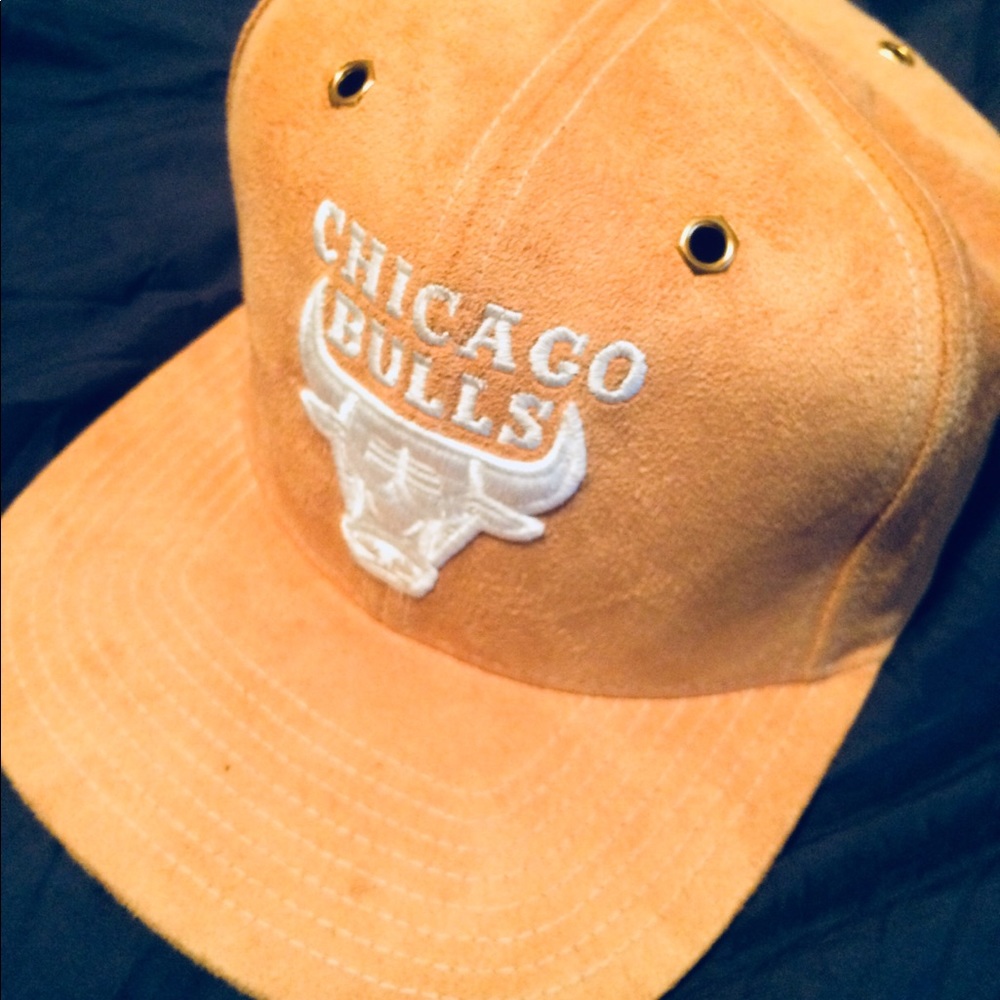 Chicago Bulls SnapBack (Suede)